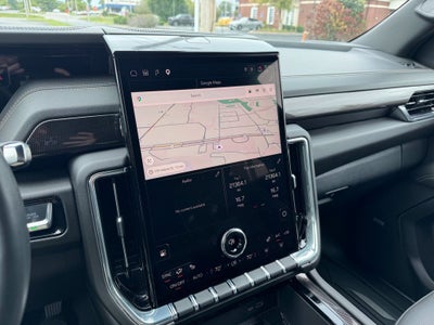 2025 GMC Yukon Elevation