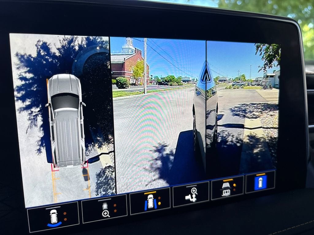 2023 GMC Yukon AT4