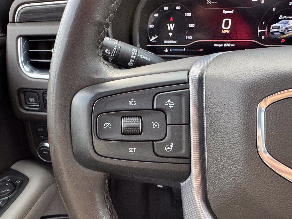 2023 GMC Yukon XL SLT