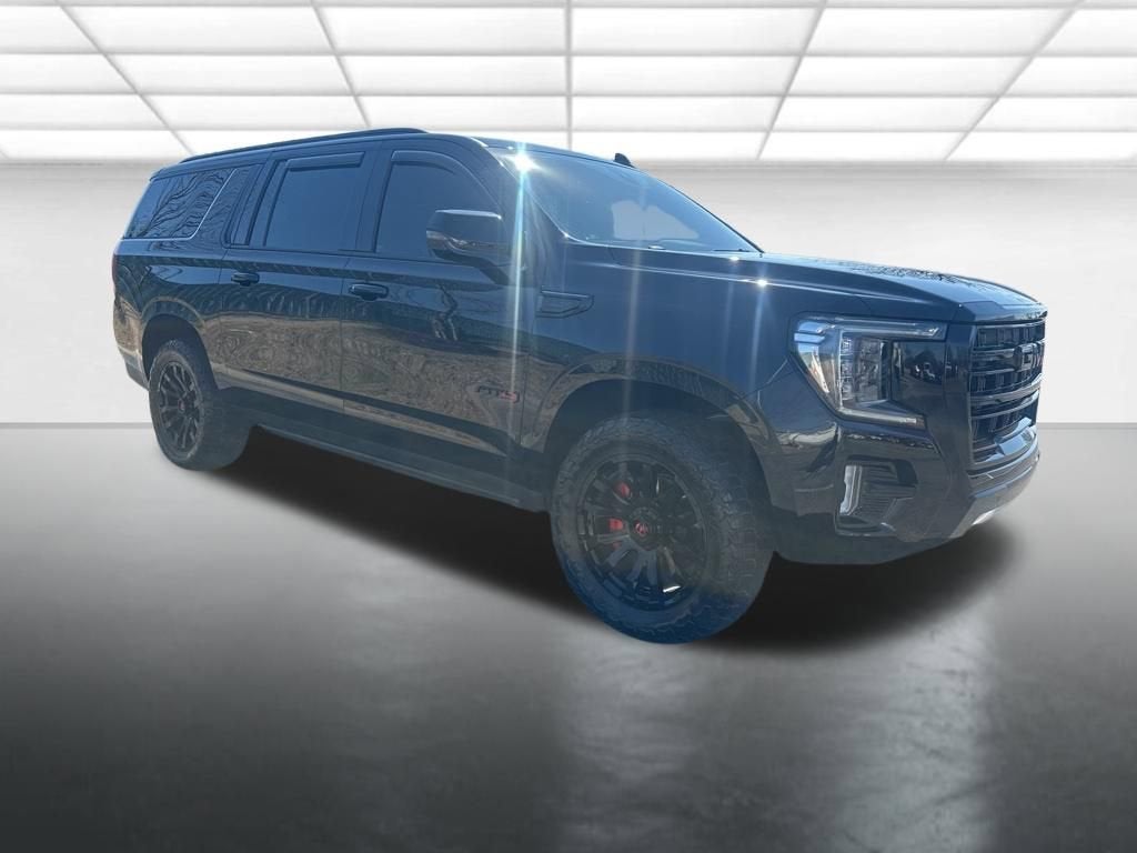 2022 GMC Yukon XL AT4