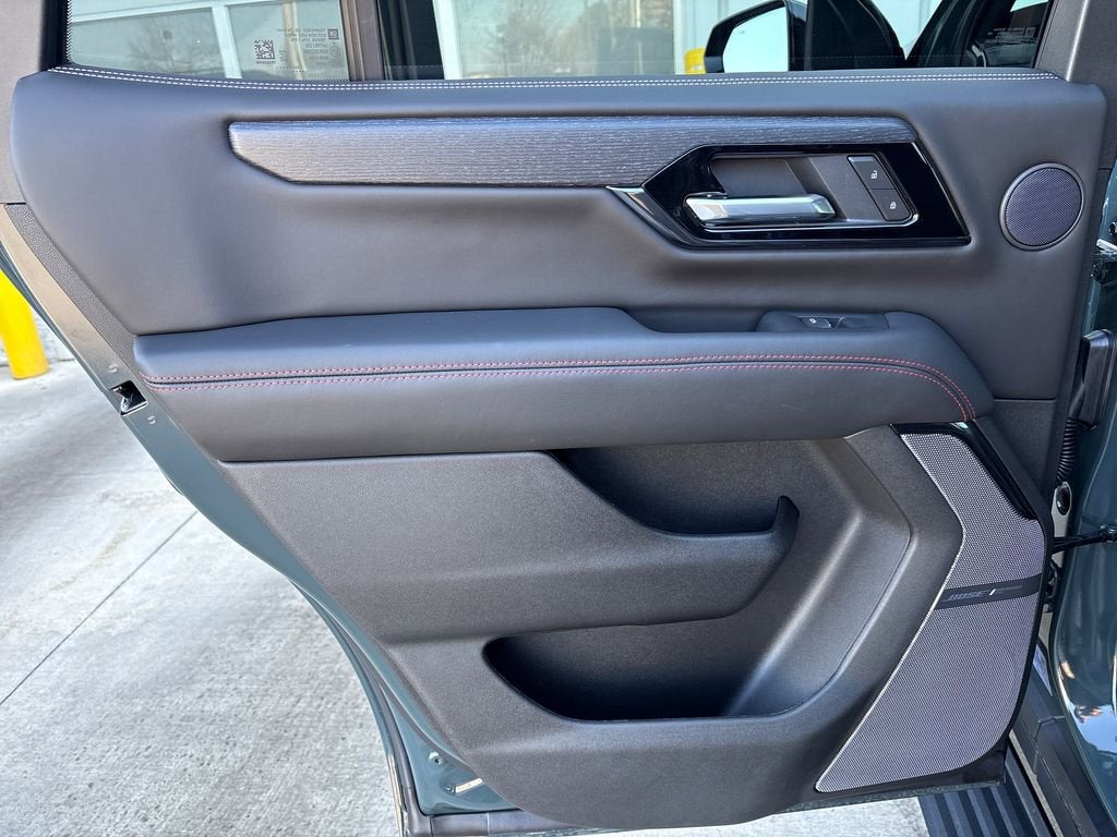 2025 GMC Yukon AT4 Ultimate