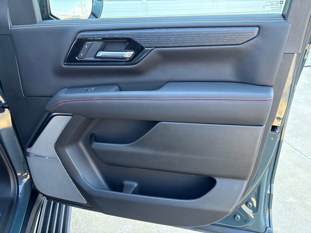 2025 GMC Yukon AT4 Ultimate