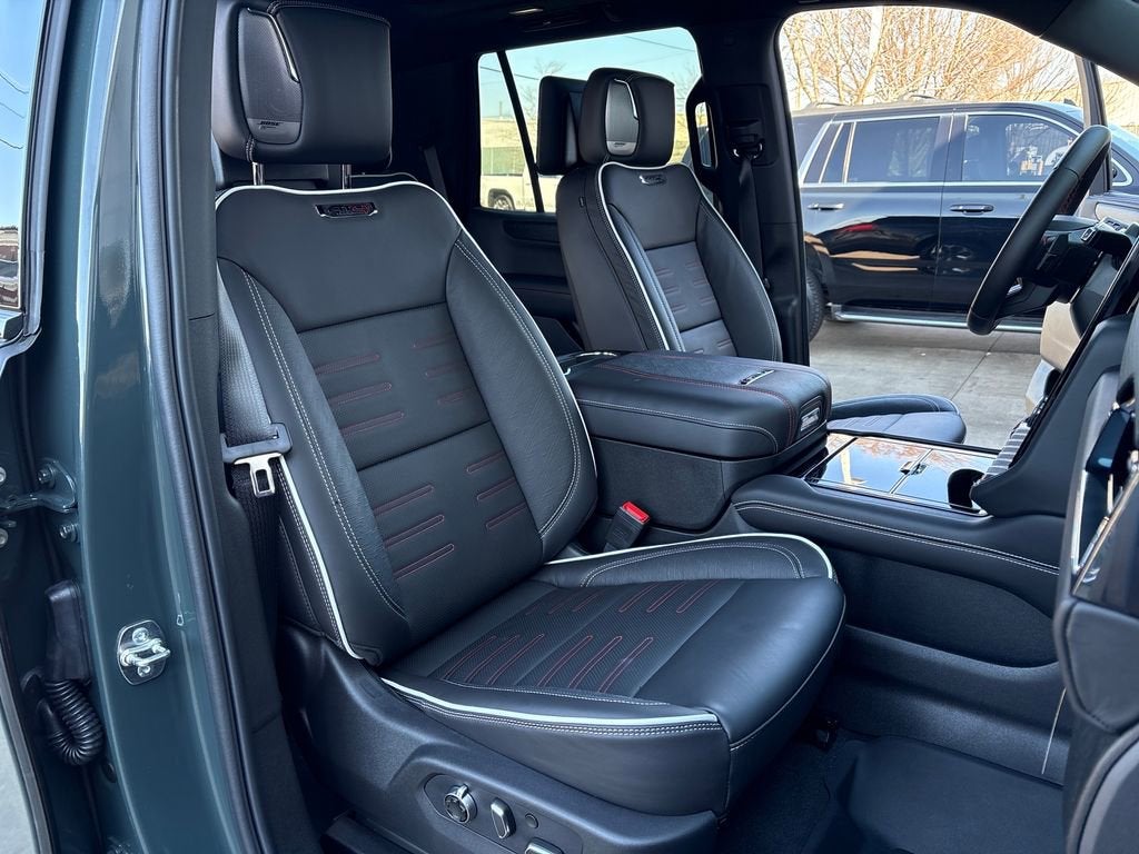 2025 GMC Yukon AT4 Ultimate