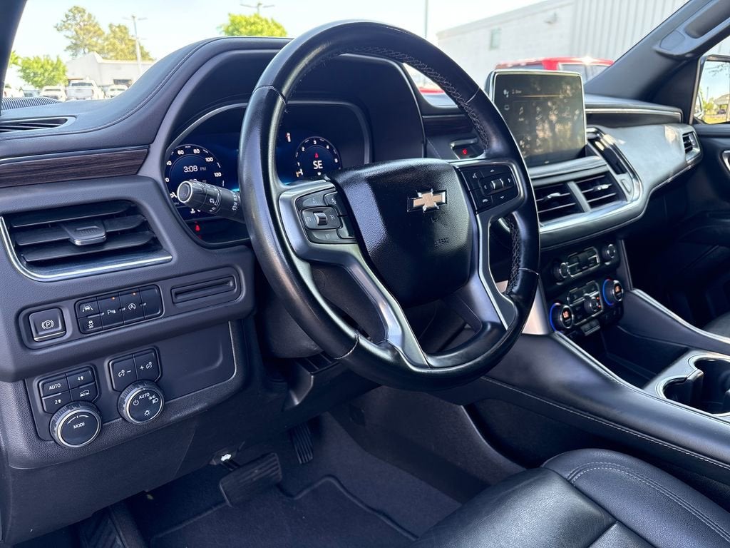 2023 Chevrolet Suburban LT