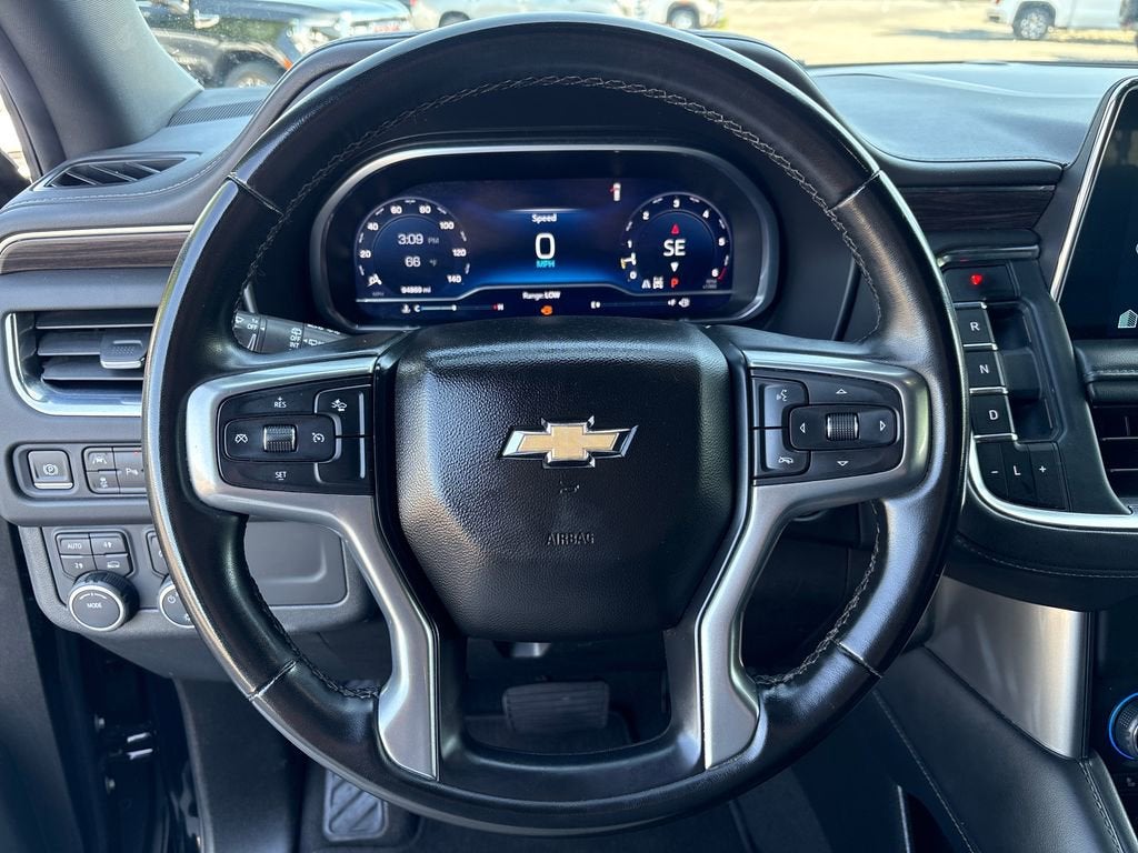 2023 Chevrolet Suburban LT