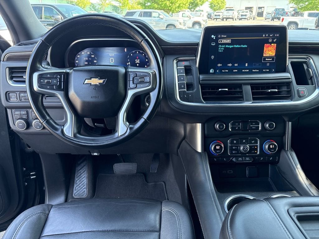 2023 Chevrolet Suburban LT