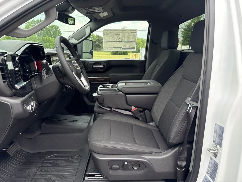 2026 GMC Sierra 3500 HD SLE DRW