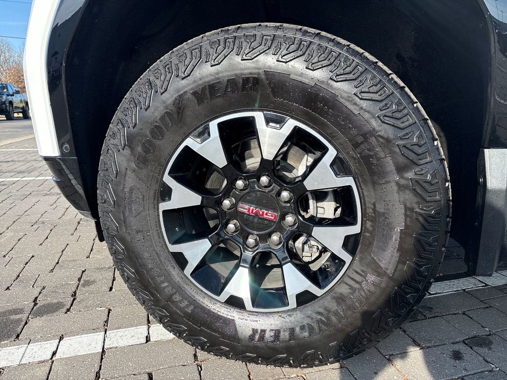 2026 GMC Sierra EV AT4 Max Range