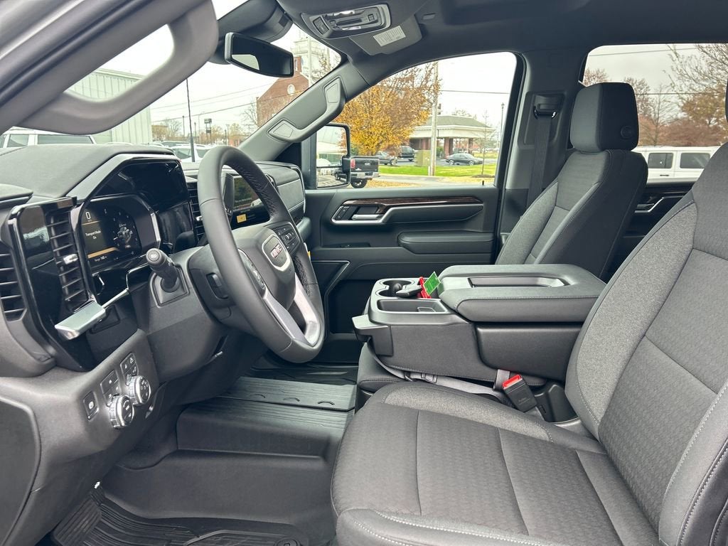 2026 GMC Sierra 2500 HD SLE