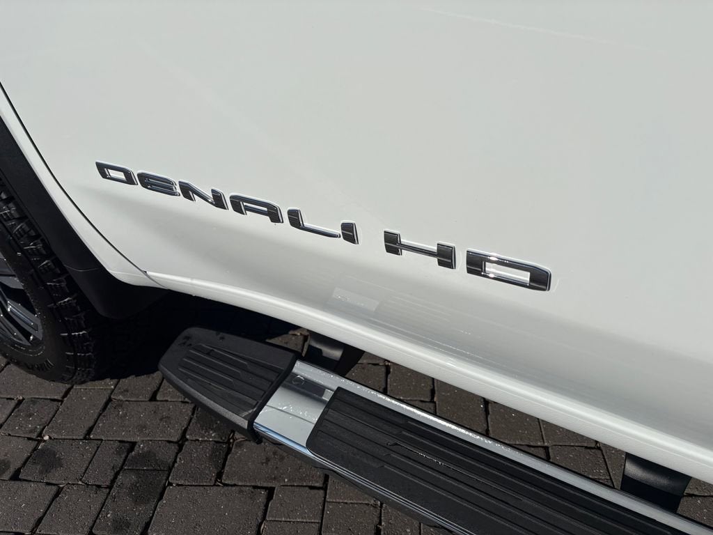 2026 GMC Sierra 2500 HD Denali