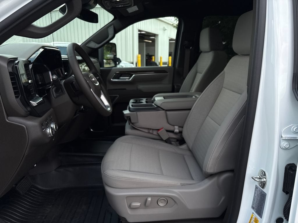 2026 GMC Sierra 3500 HD SLE