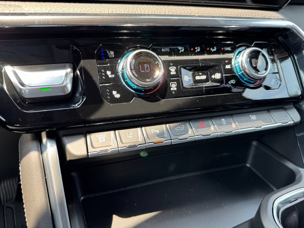 2026 GMC Sierra 3500 HD Denali DRW