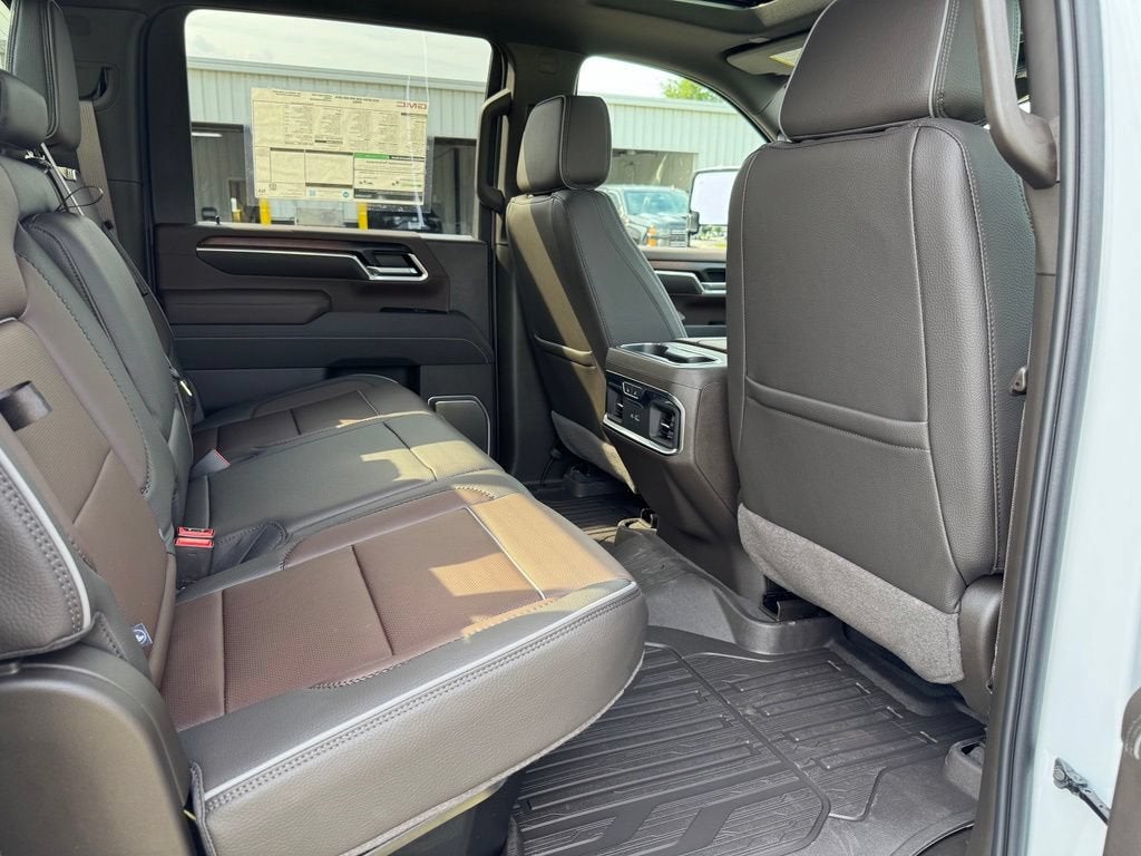 2026 GMC Sierra 3500 HD Denali DRW
