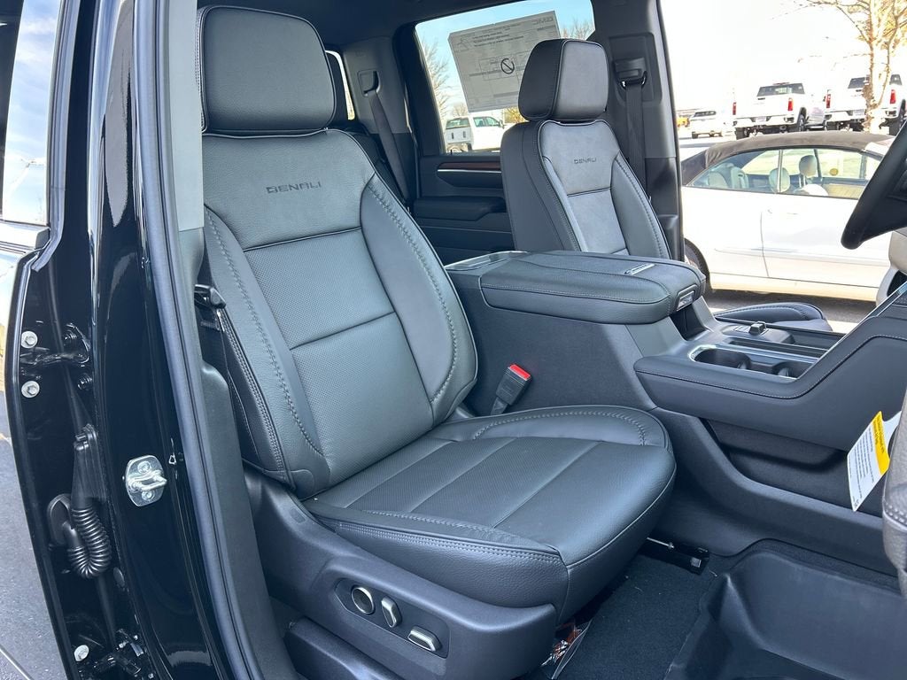 2026 GMC Sierra 3500 HD Denali DRW