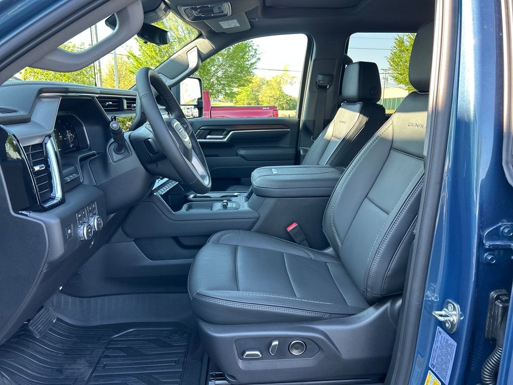 2026 GMC Sierra 3500 HD Denali DRW