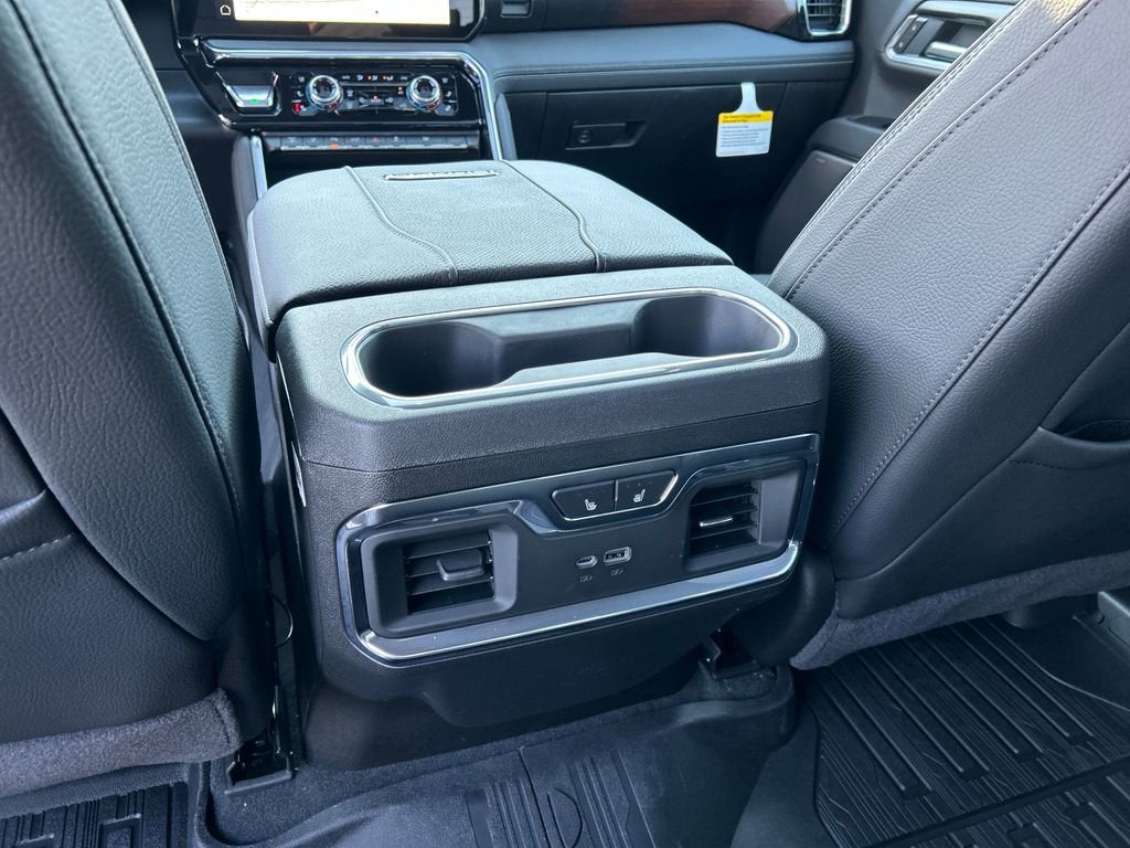 2026 GMC Sierra 3500 HD Denali DRW