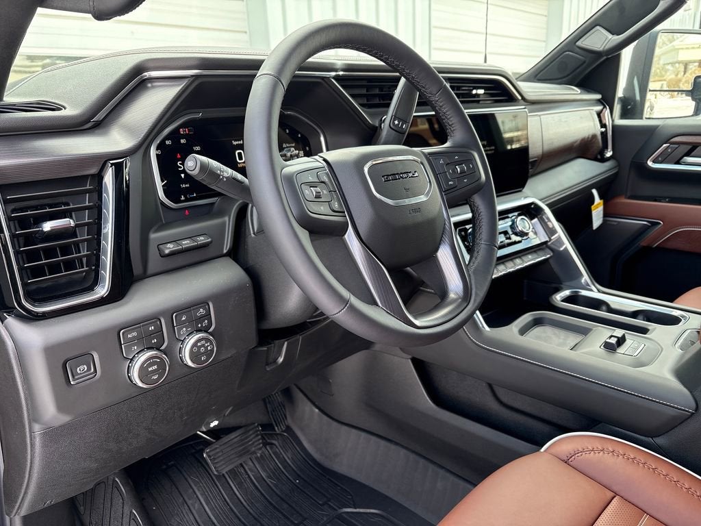 2026 GMC Sierra 3500 HD Denali Ultimate DRW