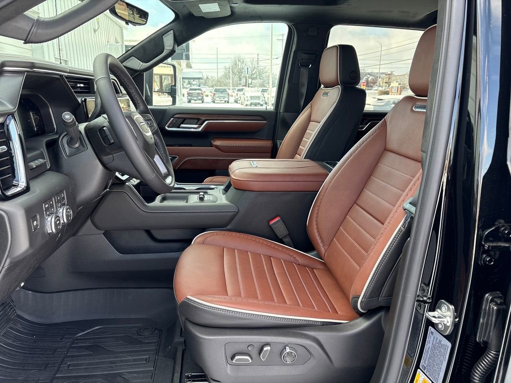 2026 GMC Sierra 3500 HD Denali Ultimate DRW