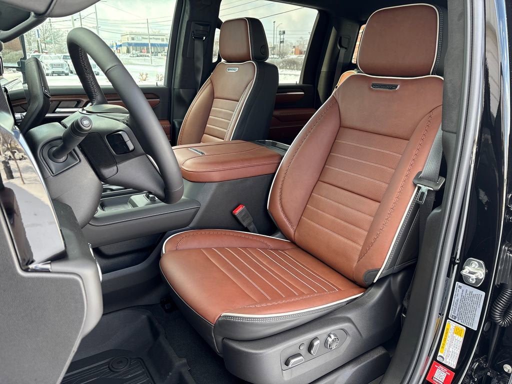 2026 GMC Sierra 3500 HD Denali Ultimate DRW