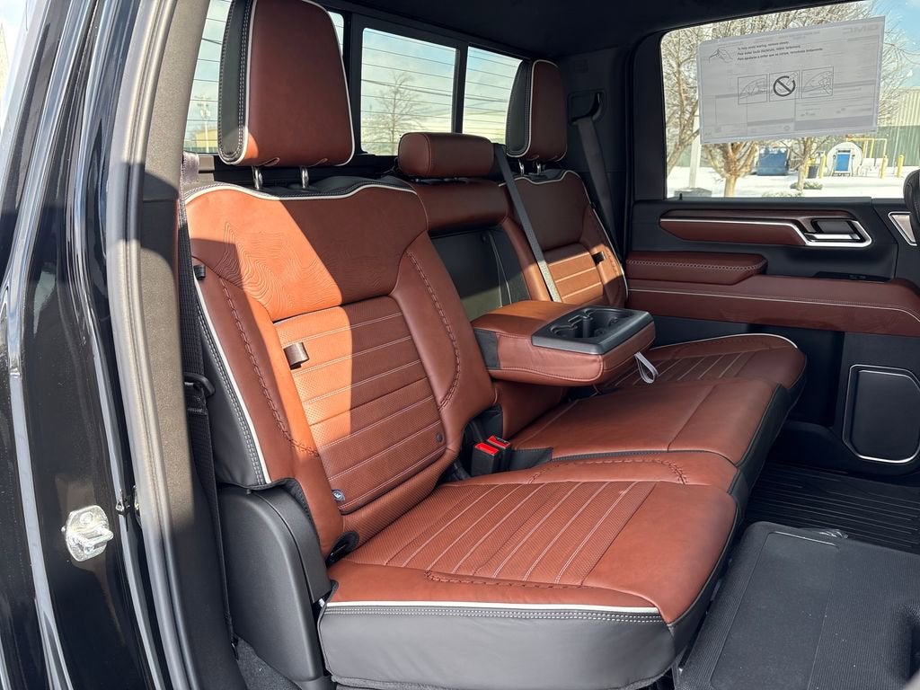 2026 GMC Sierra 3500 HD Denali Ultimate DRW