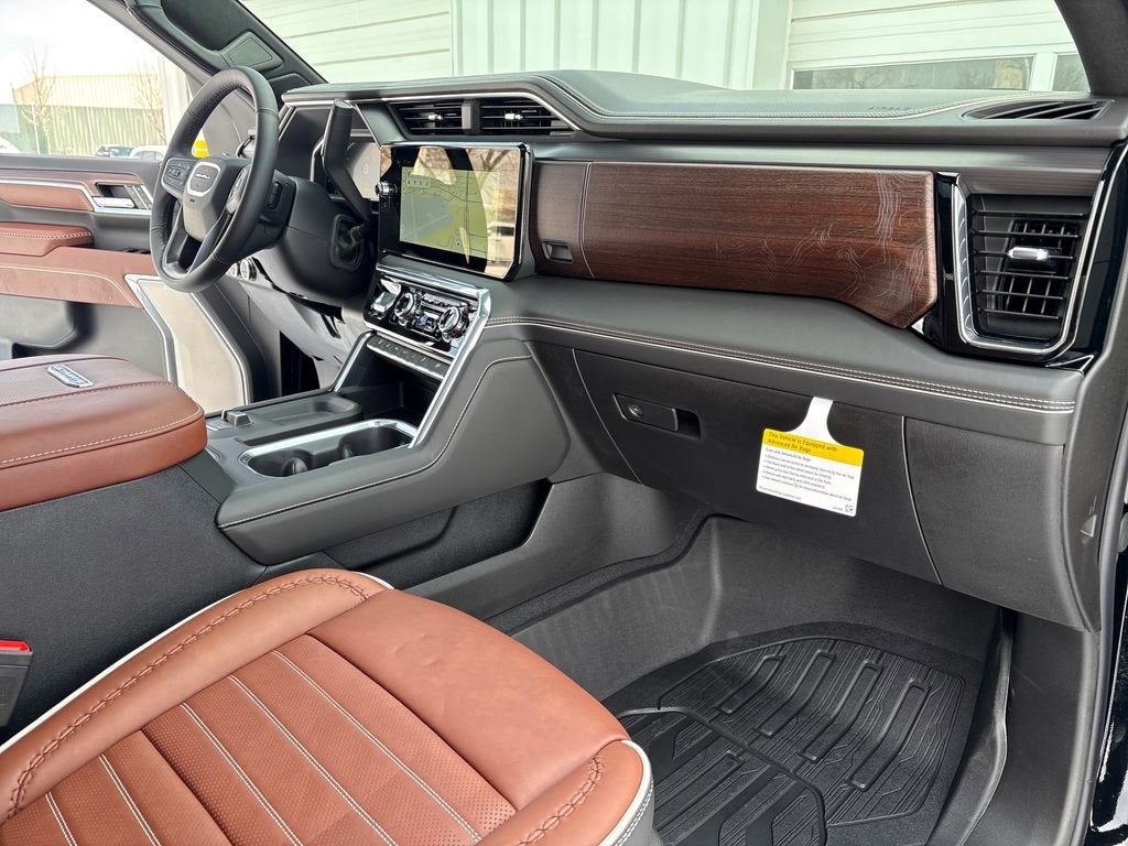 2026 GMC Sierra 3500 HD Denali Ultimate DRW