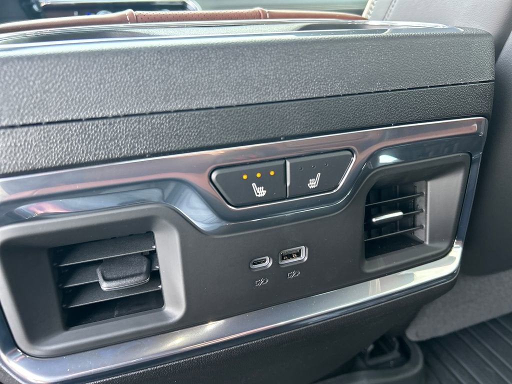 2026 GMC Sierra 3500 HD Denali Ultimate DRW