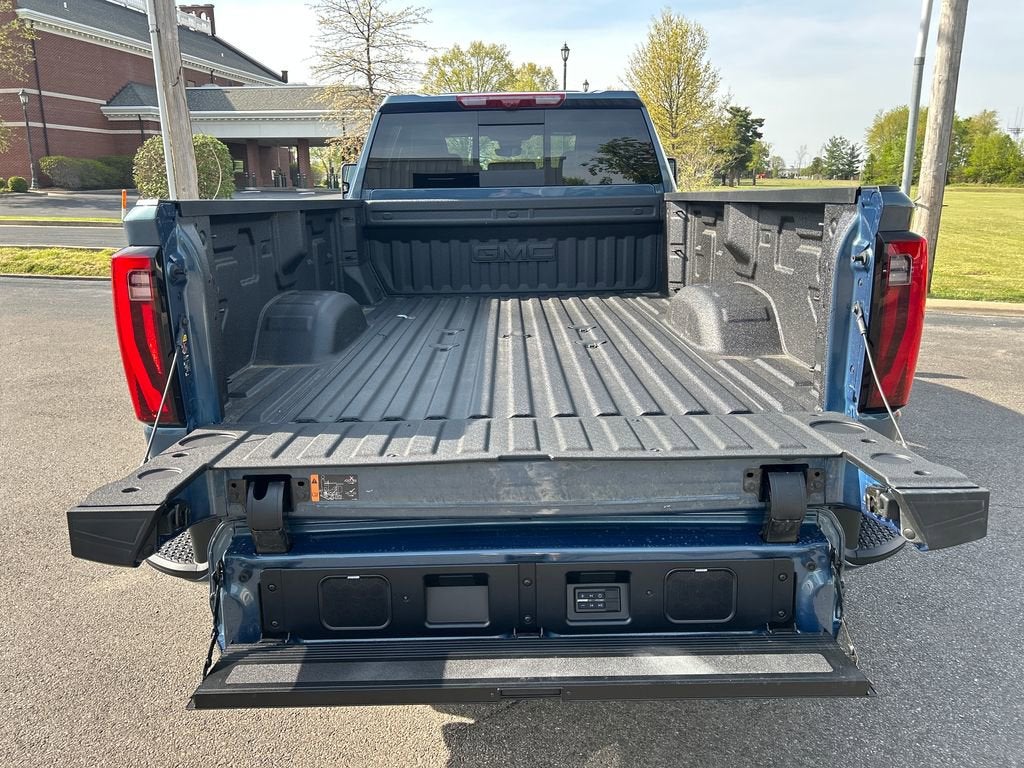 2026 GMC Sierra 3500 HD Denali Ultimate DRW