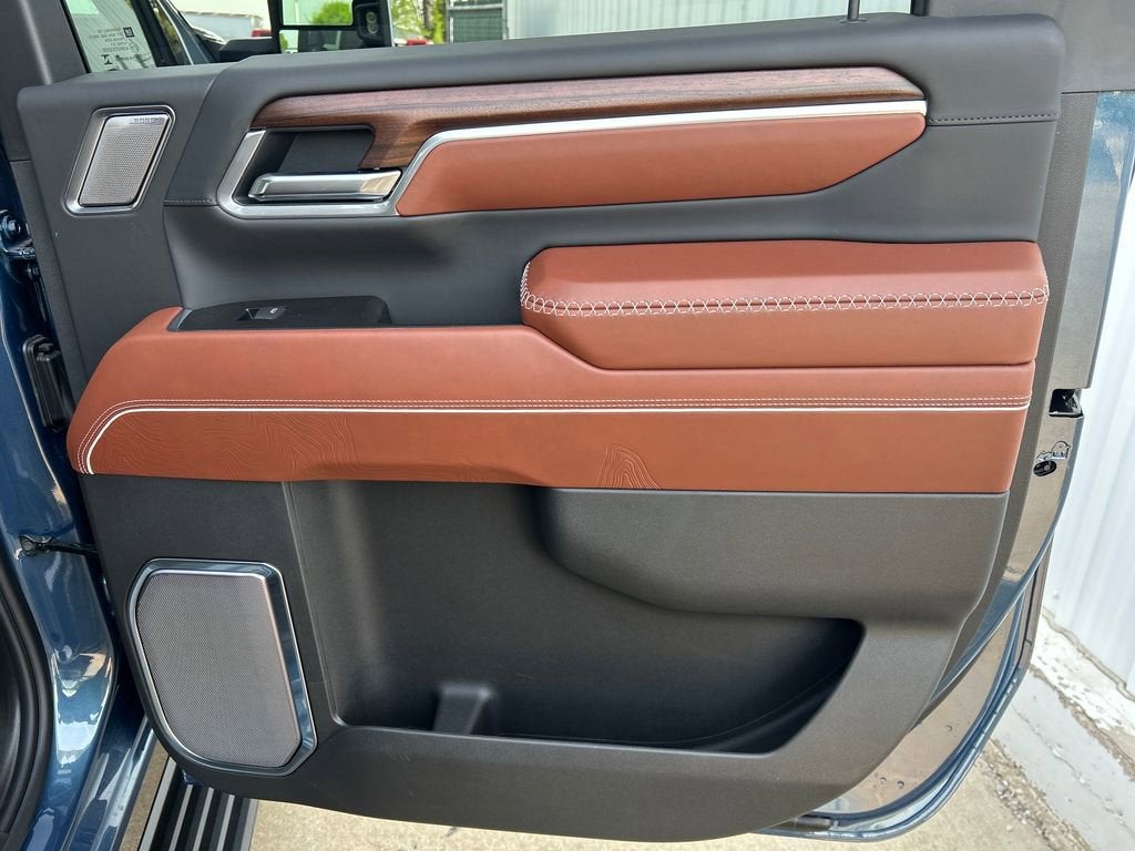 2026 GMC Sierra 3500 HD Denali Ultimate DRW