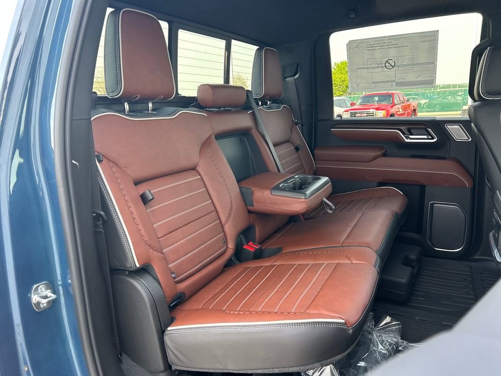 2026 GMC Sierra 3500 HD Denali Ultimate DRW