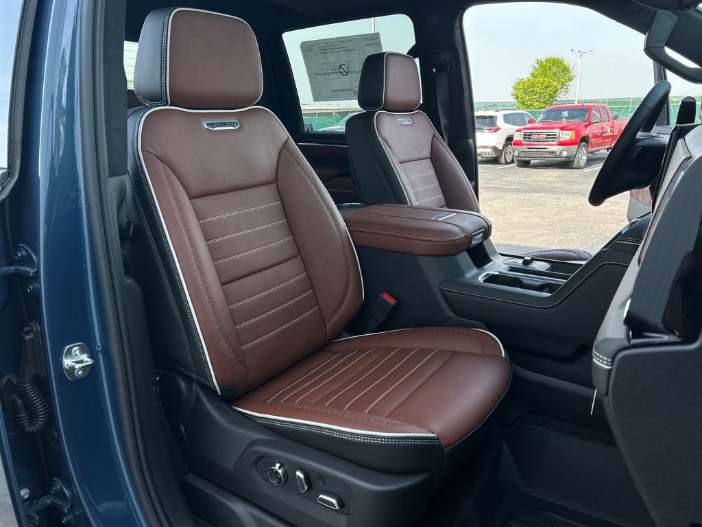 2026 GMC Sierra 3500 HD Denali Ultimate DRW