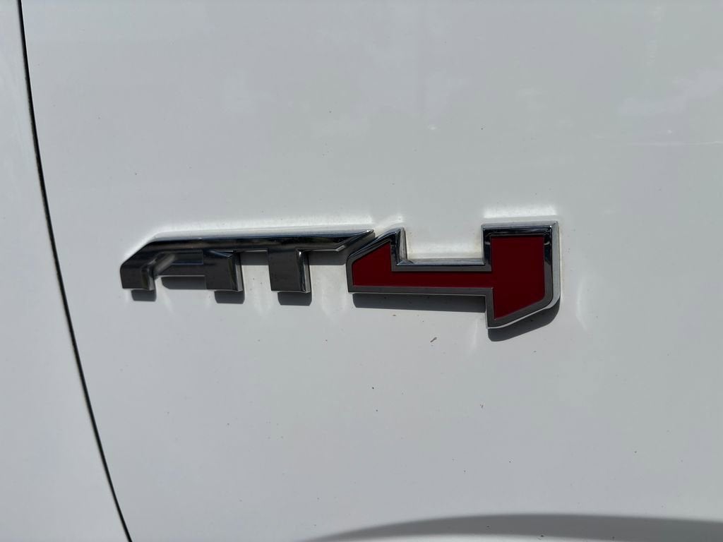 2022 GMC Canyon AT4 - Cloth