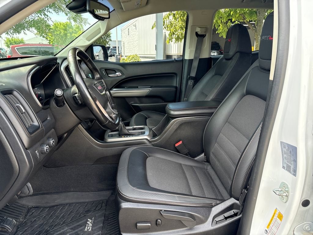 2022 GMC Canyon AT4 - Cloth