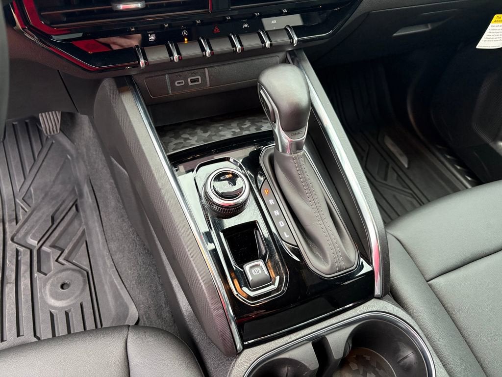 2025 GMC Canyon Elevation