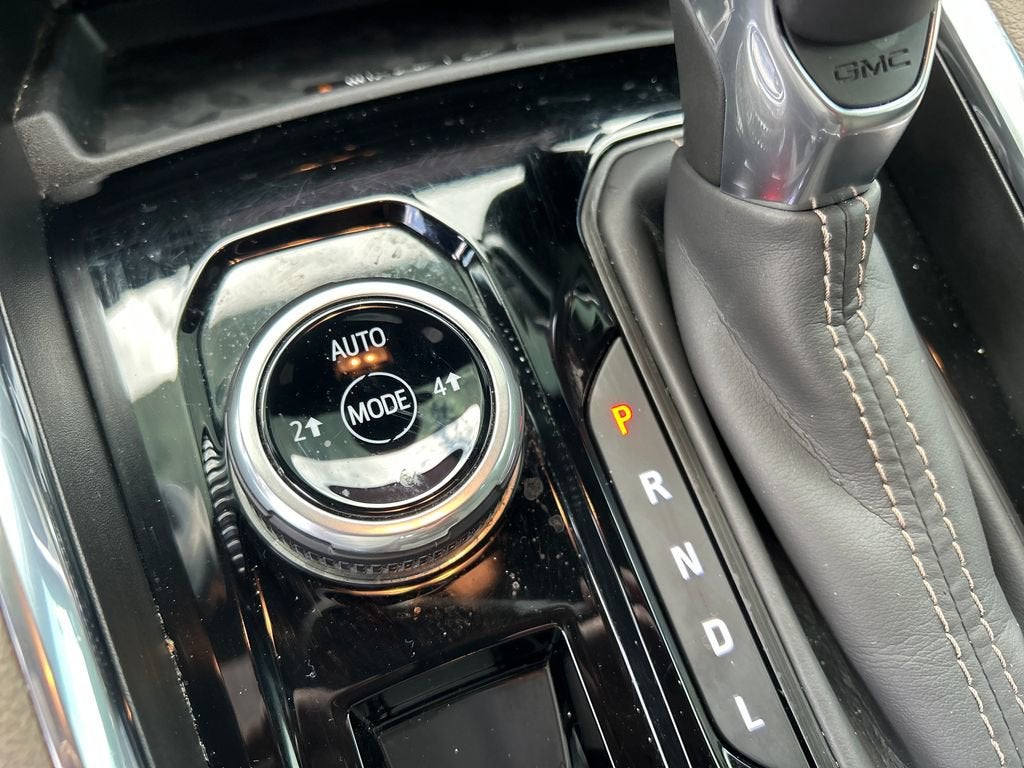 2025 GMC Canyon Denali