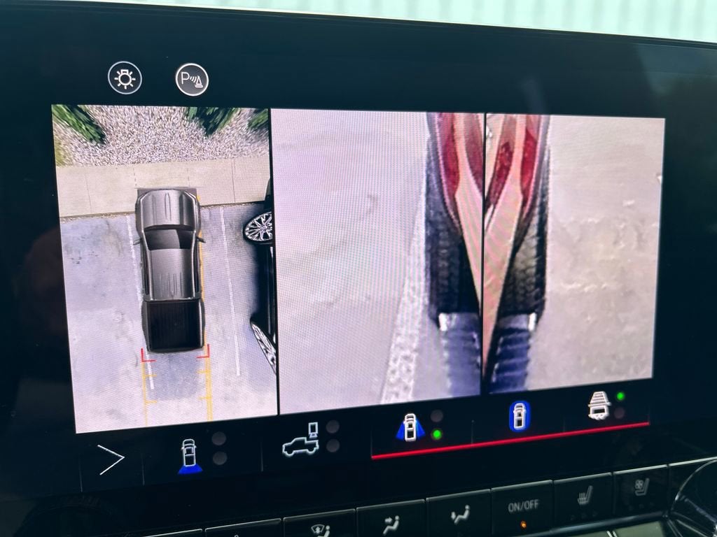 2025 GMC Canyon Denali