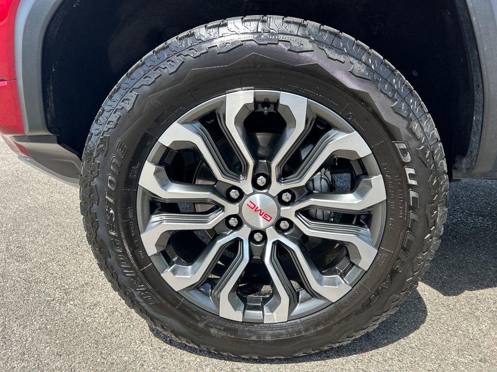 2025 GMC Canyon Denali