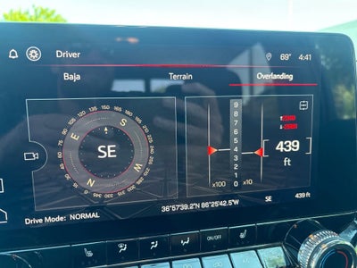 2024 GMC Canyon AT4