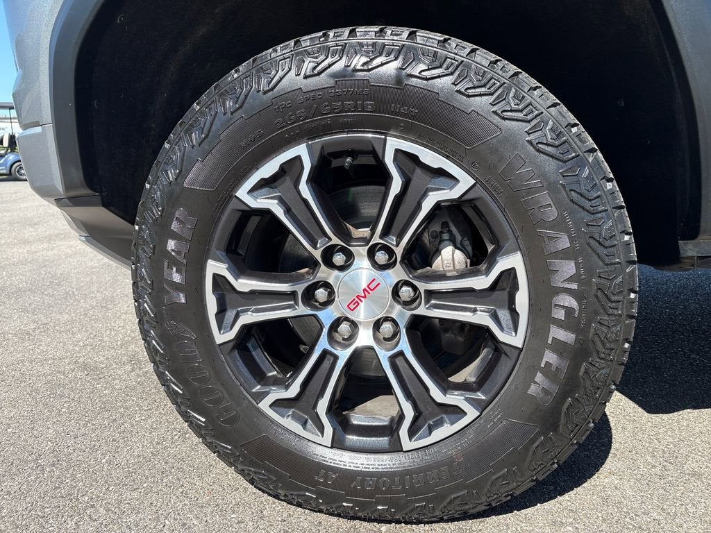 2024 GMC Canyon AT4