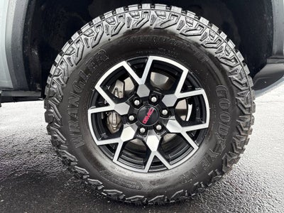 2024 GMC Canyon AT4X