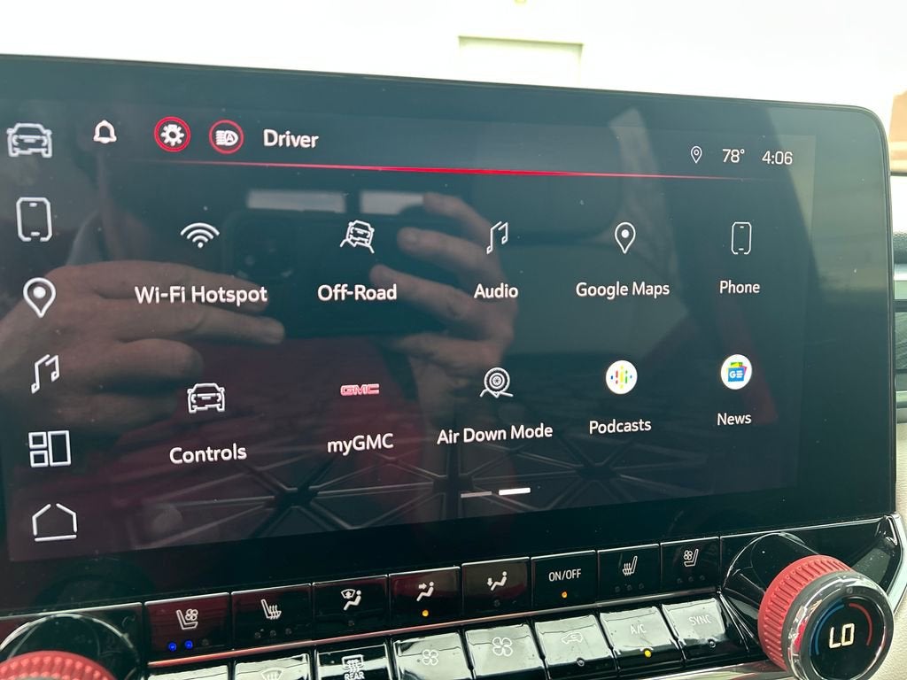 2024 GMC Canyon AT4X