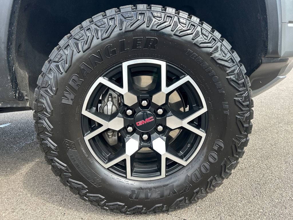 2024 GMC Canyon AT4X