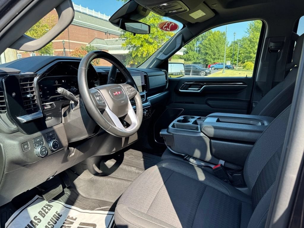 2023 GMC Sierra 1500 SLE