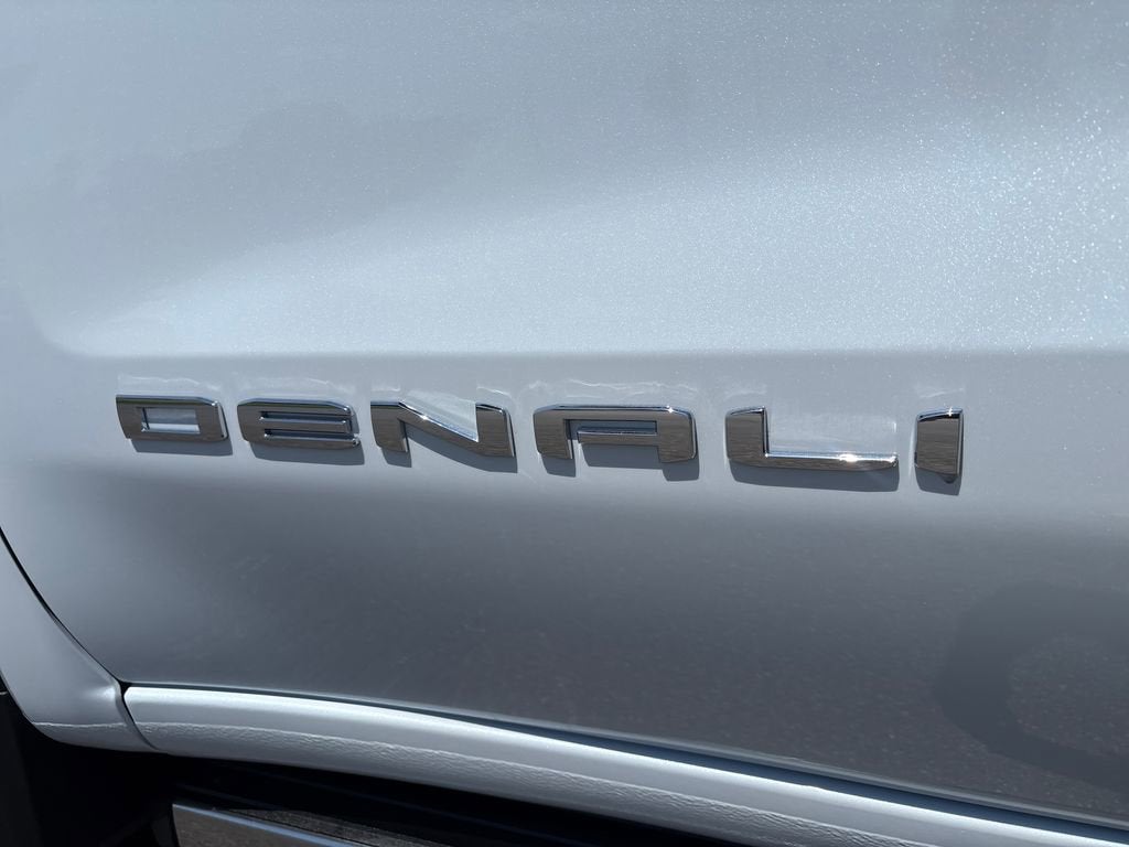 2026 GMC Sierra 1500 Denali - Photo 9