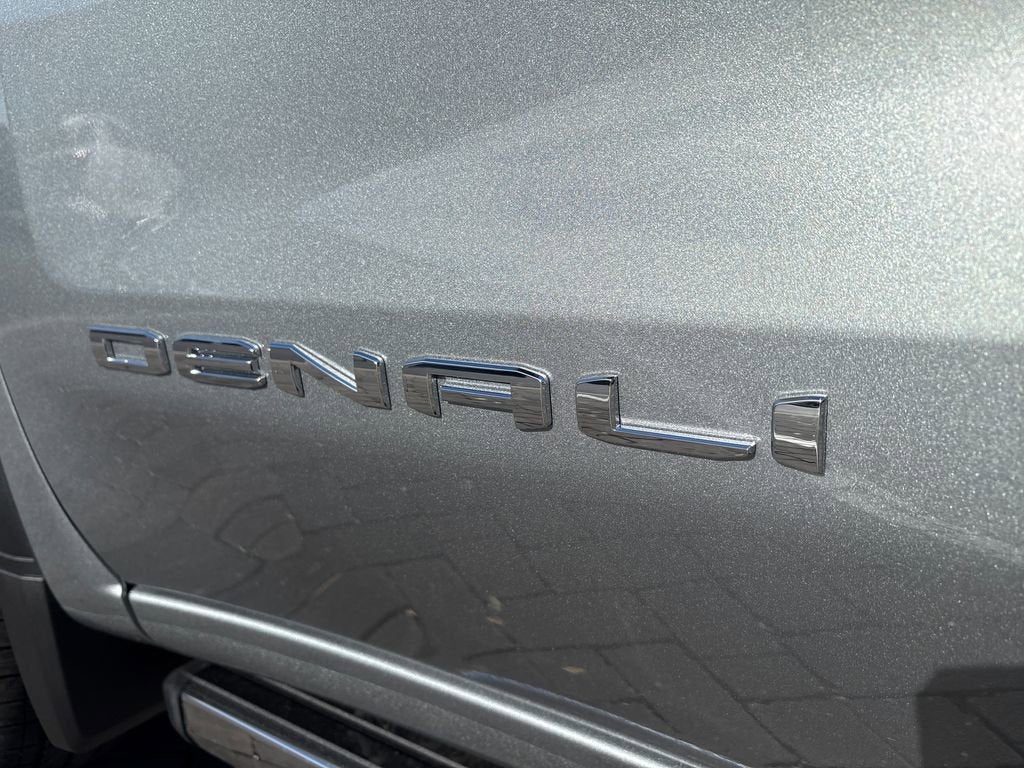 2026 GMC Sierra 1500 Denali Ultimate - Photo 10