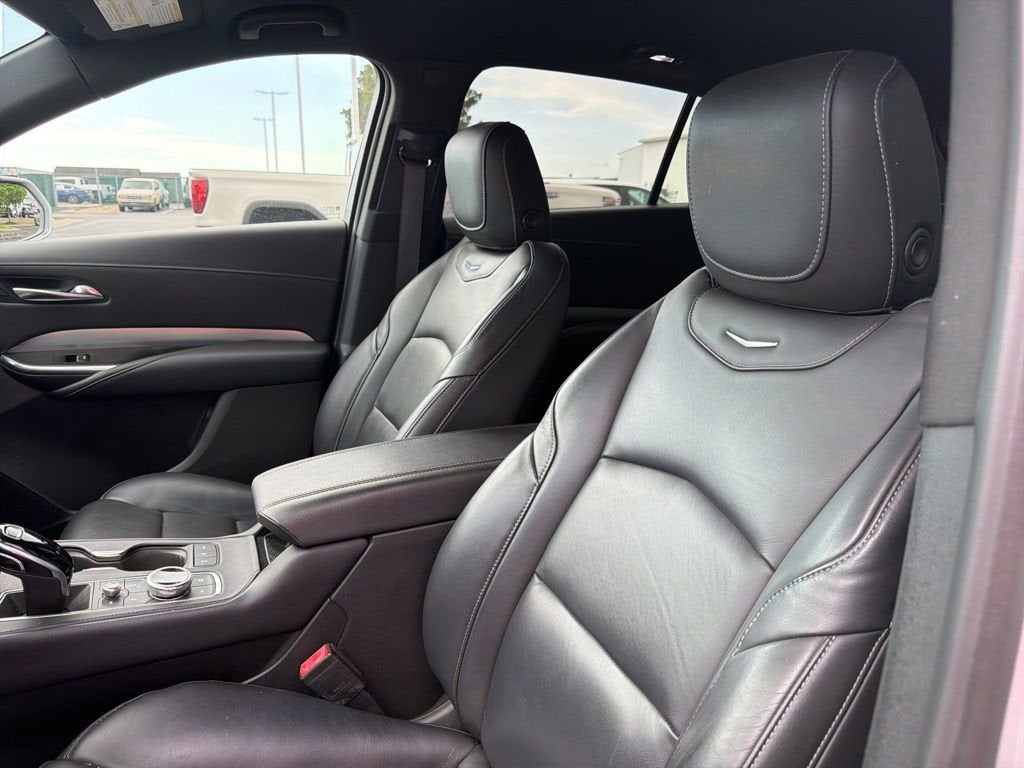 2020 Cadillac XT4 Premium Luxury