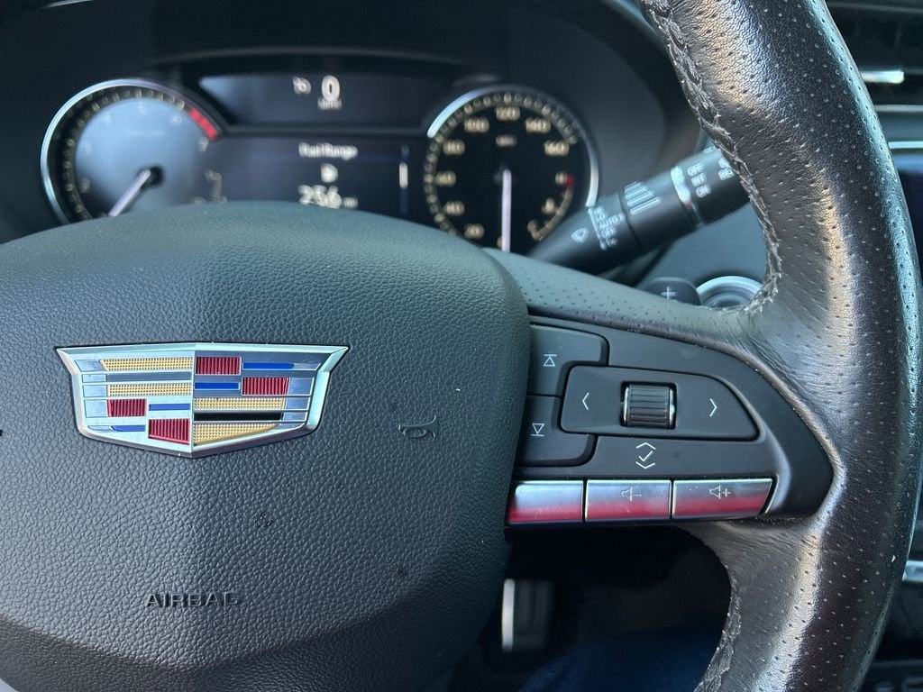 2023 Cadillac XT4 Sport