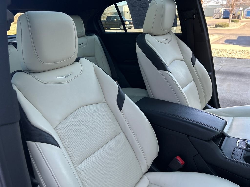 2023 Cadillac XT4 Sport