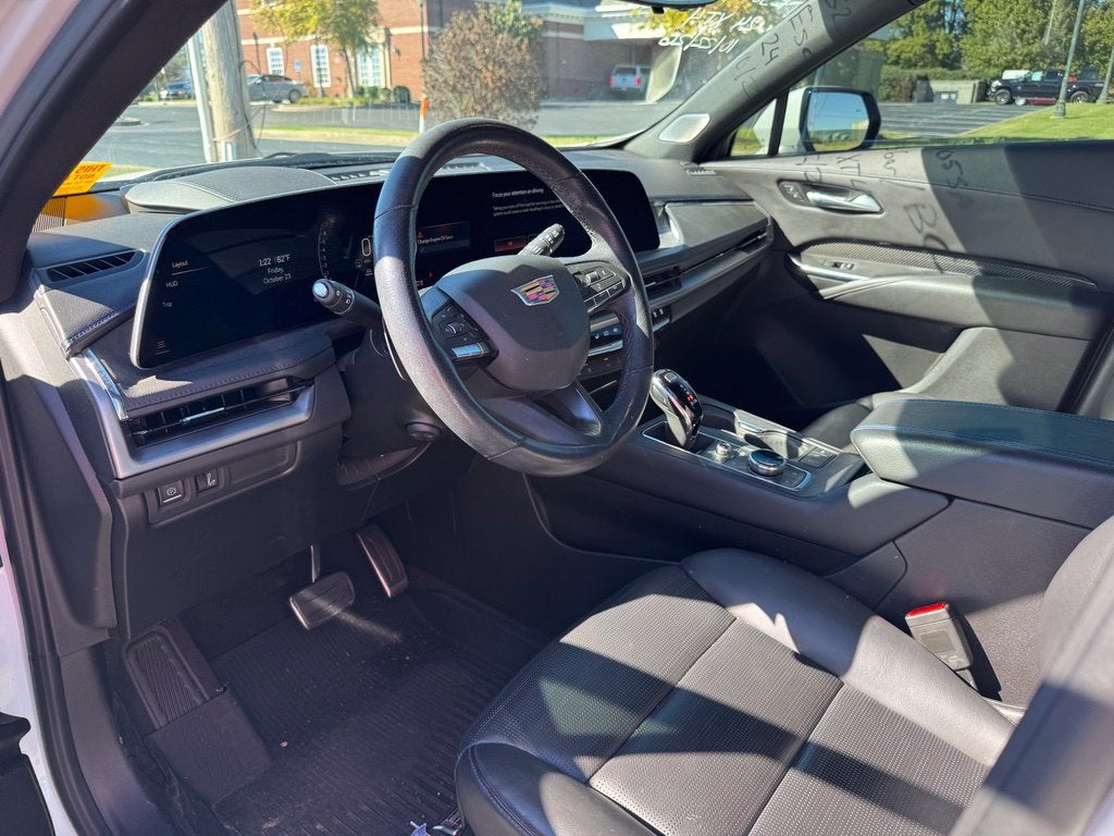2024 Cadillac XT4 Sport