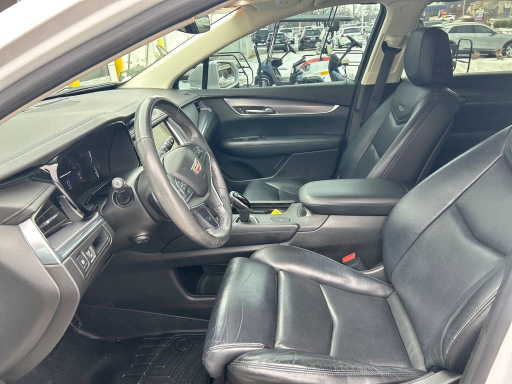 2017 Cadillac XT5 Luxury FWD