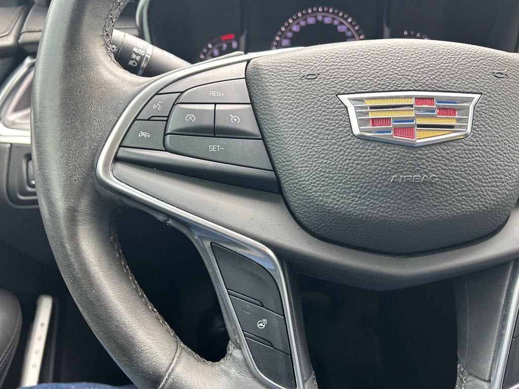 2017 Cadillac XT5 Luxury FWD